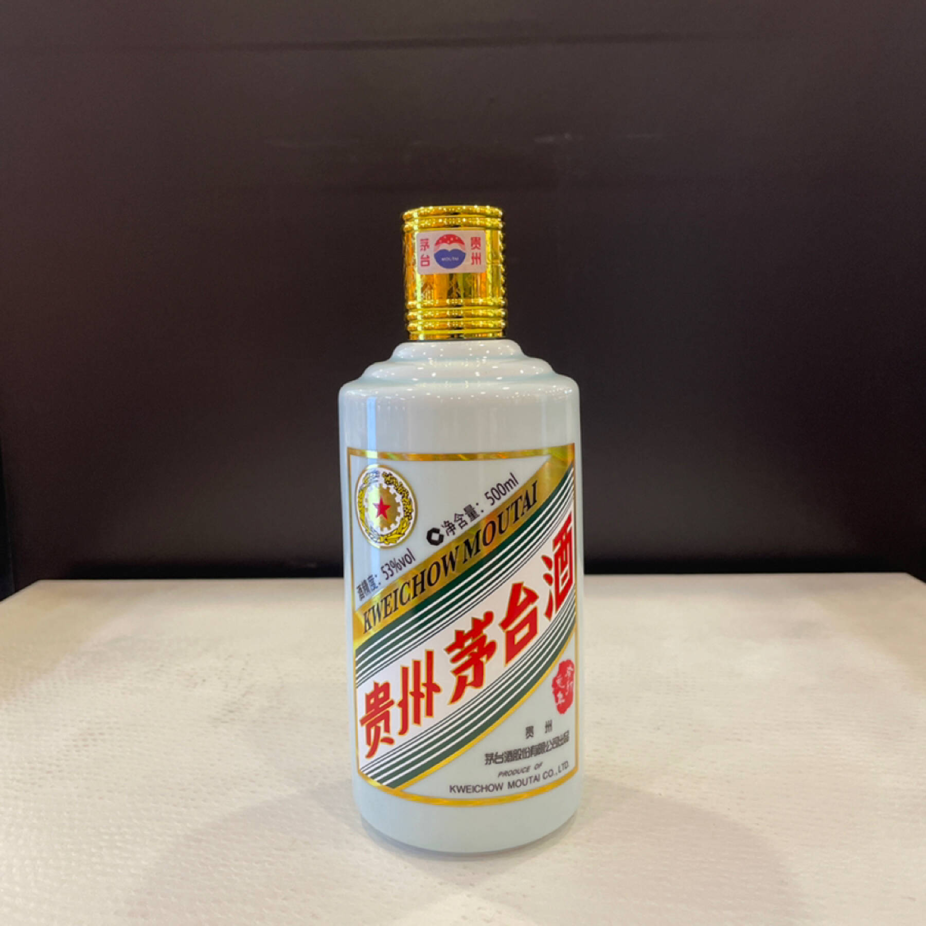 貴州茅台酒 マオタイ酒 五星 干支ボトル 兎年 500ml 53% - ドリンク ...