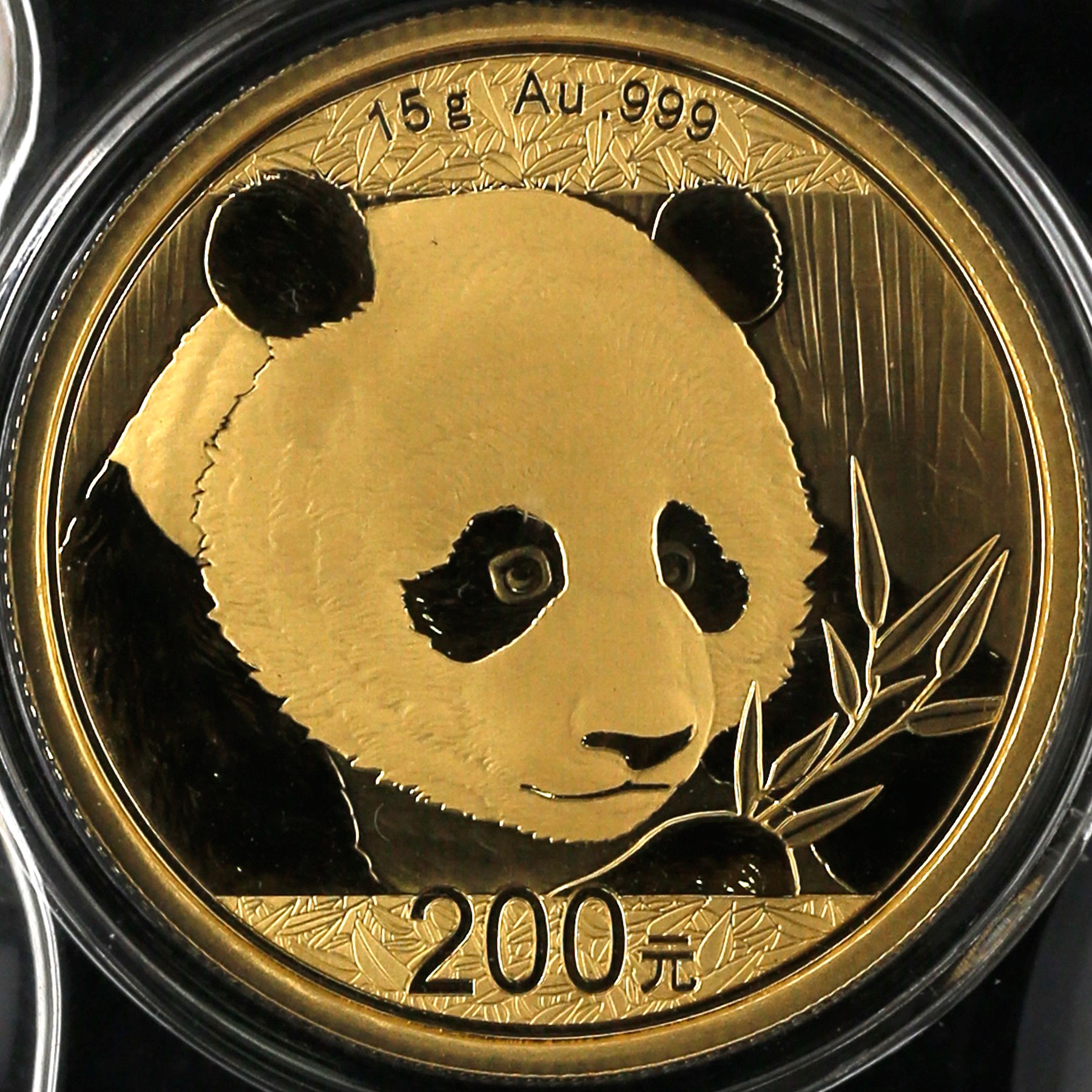 2018年15克熊猫金币