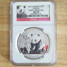 2012年1盎司熊猫银币