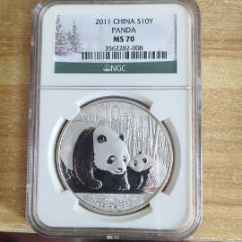 2011年1盎司熊猫银币