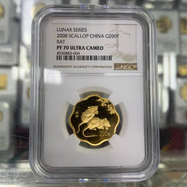 2008年1/2盎司梅花形生肖鼠金币