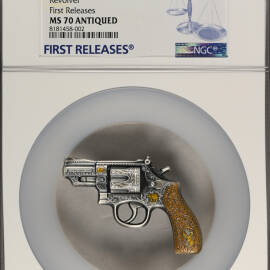 2024年喀麦隆左轮手枪异形高浮雕银币2盎司
