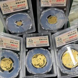2019年熊猫金币
