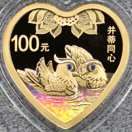 2016年8克吉祥文化并蒂同心金币