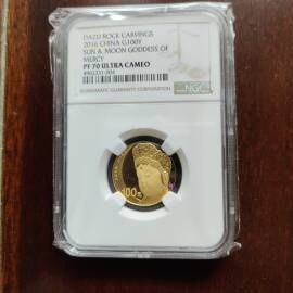 2016年8克大足石刻金币